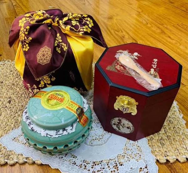 Cao Hồng Sâm Hoàng Hậu Hàn Quốc Hũ 1kg Chính Hãng